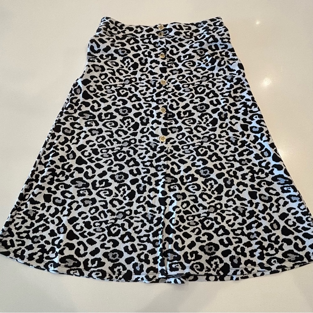 Marc New York Black and White Animal Print A-Line Skirt